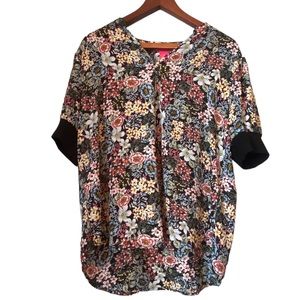 Catherine Garden Floral Fall Short Sleeved Top